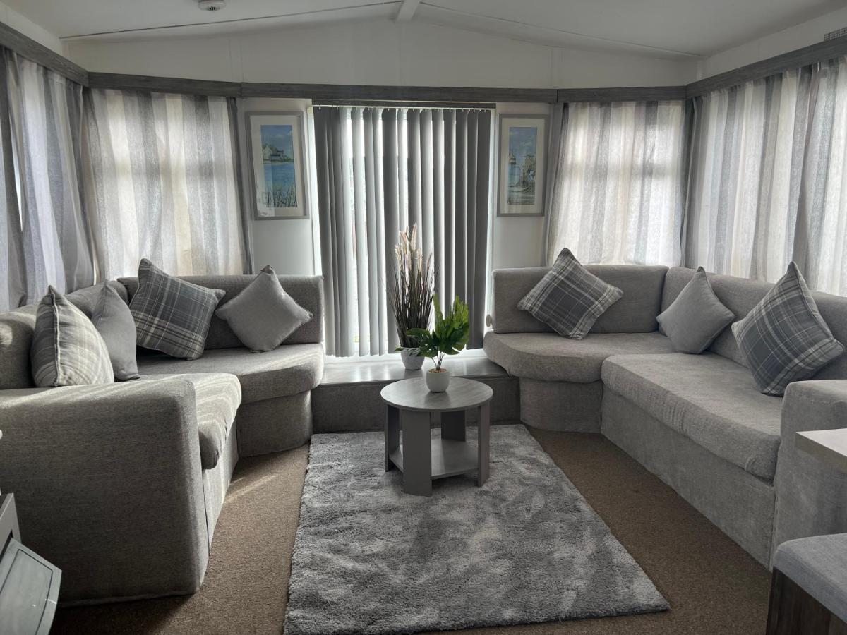 Forest & Beach Access Naish Park Apartment New Milton Bagian luar foto